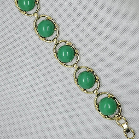 Stella & Dot Green Cabchon Chunky Bracelet - Picture 2 of 9